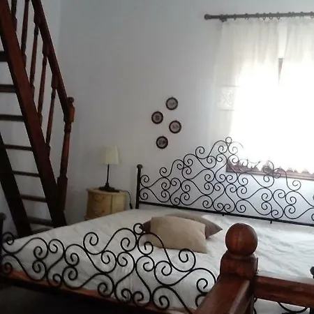 Charouda Stone Tower Апартаменты *