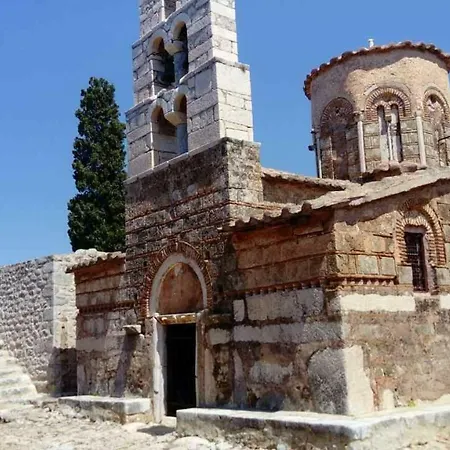 Apartment Charouda Stone Tower *