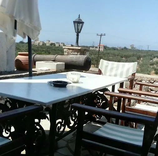 Charouda Stone Tower * Pírgos Dhiroú