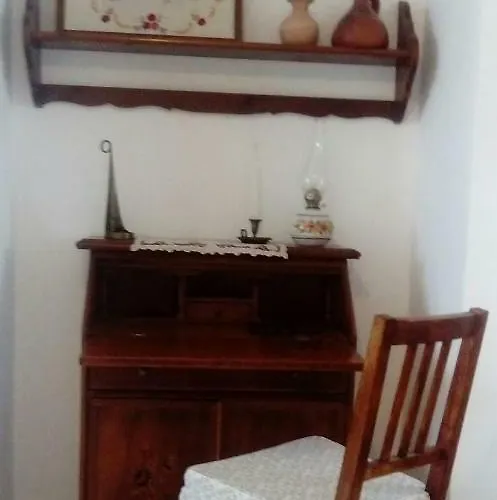 Charouda Stone Tower דירה *