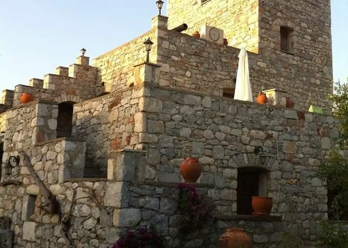 דירה Charouda Stone Tower